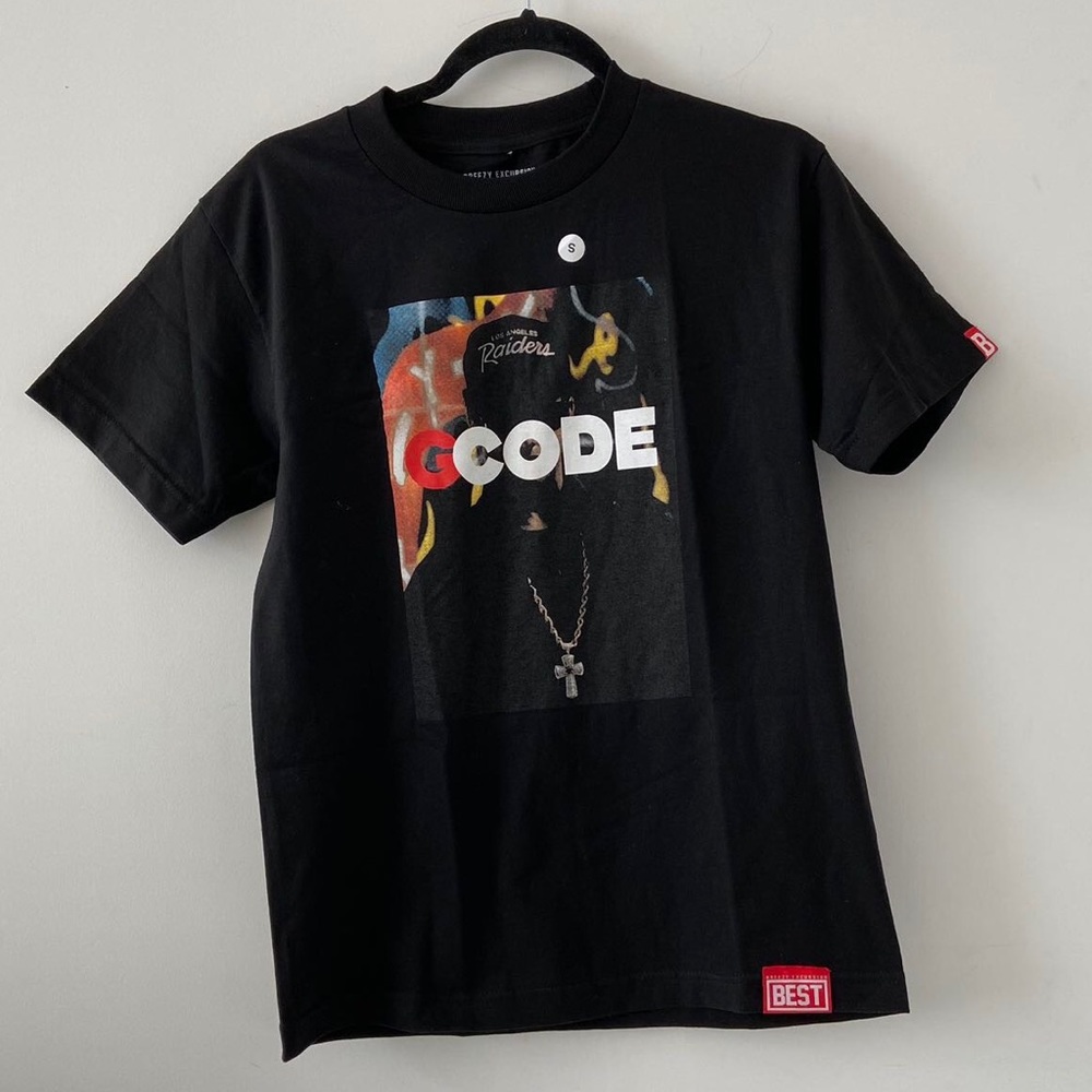 Men’s Breezy Excursion G Code Tee Size Small